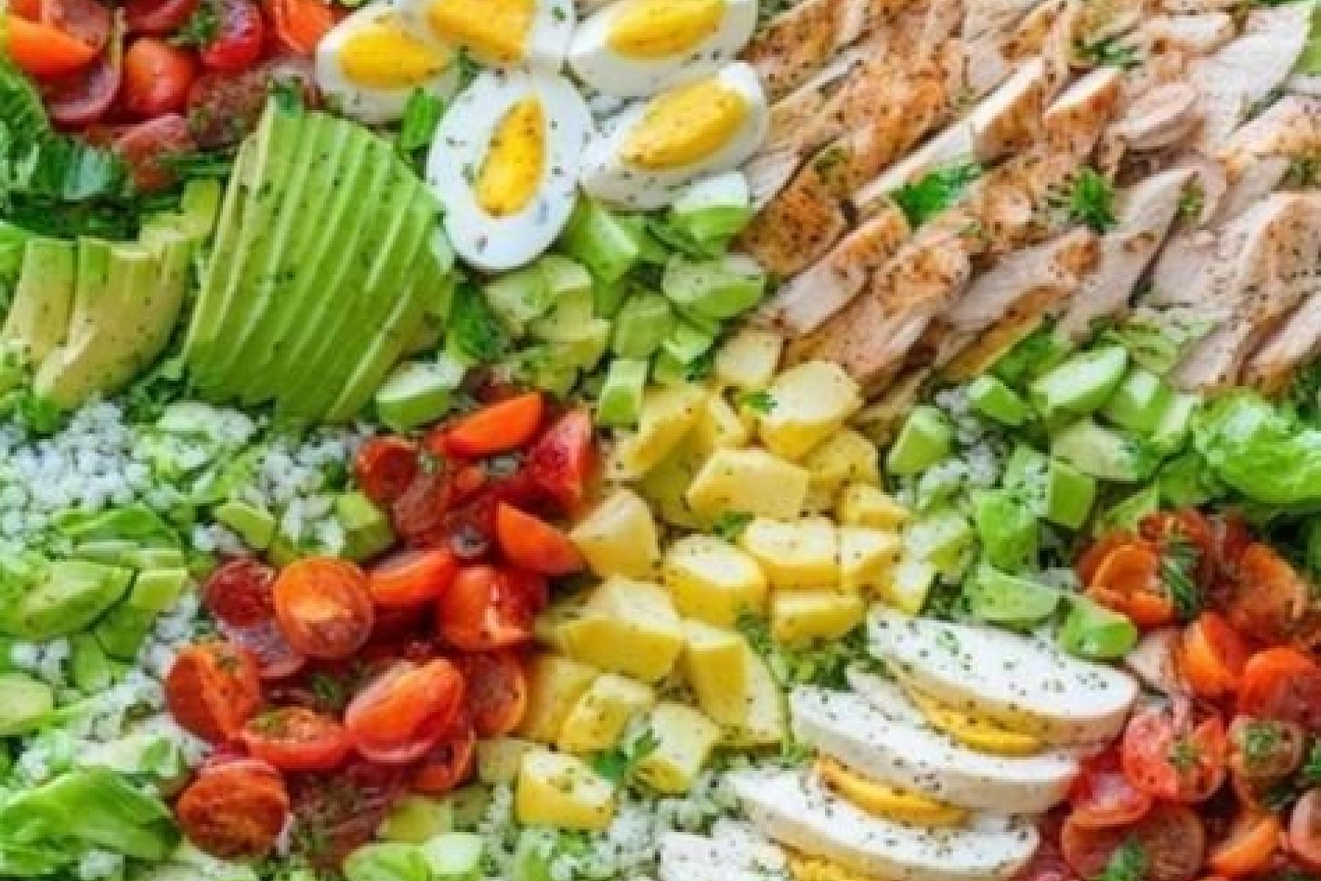 2 Gees Grill Bar — Fresh Garden Salad